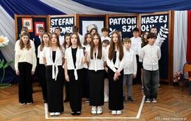 Święto Patrona Szkoły w Kurozwękach (24.11.2025 r.) 35