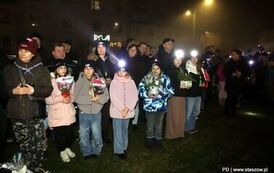 Betlejemskie Światło Pokoju zn&oacute;w rozświetliło Stasz&oacute;w (07.12.2025 r.) 6