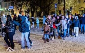 Wsp&oacute;lne powitanie roku 2026 na Rynku w Staszowie (31.12.2025 r.) 31
