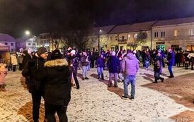 Wsp&oacute;lne powitanie roku 2026 na Rynku w Staszowie (31.12.2025 r.) 35