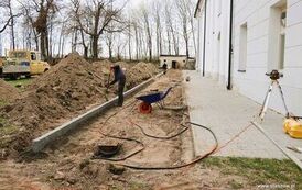 Renowacja parku w Wiśniowej postępy prac (15.16.04.2026 r.) 9