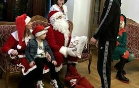 Magia Świąt w Pałacu Kołłątaj&oacute;w &ndash; Mikołajki z KGW &bdquo;Wisienki&rdquo; (01.12.2024 r.) 18
