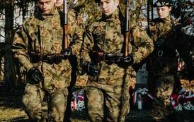 VI MARSZ POWSTAŃC&Oacute;W STYCZNIOWYCH STASZ&Oacute;W - KUROZWĘKI  w Roku Jubileuszowym 500 - lecia miasta Staszowa (21.02.2025 r.) 59