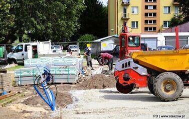 &bdquo;Poprawa dostępności do infrastruktury publicznej na os. P&oacute;łnoc w Staszowie.&rdquo; (28.07.28 r.) 3