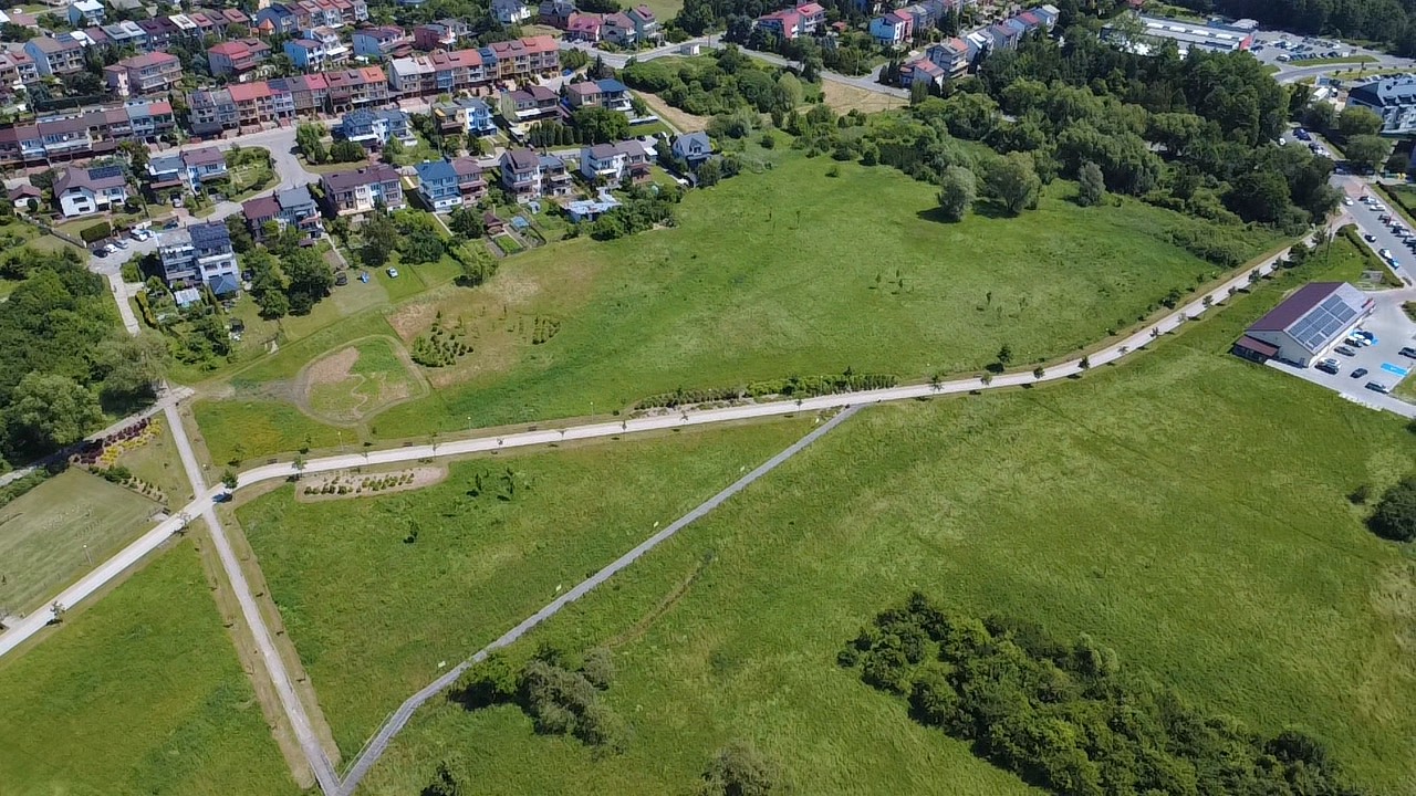 zdjęcia z&nbsp;drona miejsca, w&nbsp;kt&oacute;rym bęzie znajdować się Aleja 500-lecia