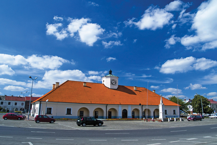 Ratusz od strony wschodniej